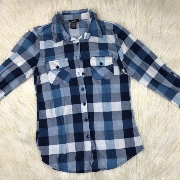 Rue21 Tops - Plaid button up Sz S
